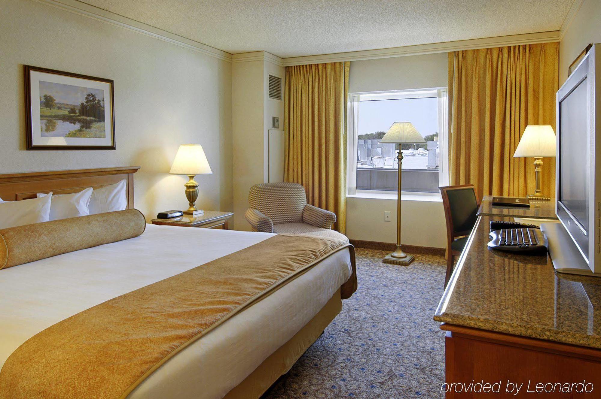 Hollywood Casino St. Louis Hotel แมรีแลนด์ไฮท์ส ภายนอก รูปภาพ